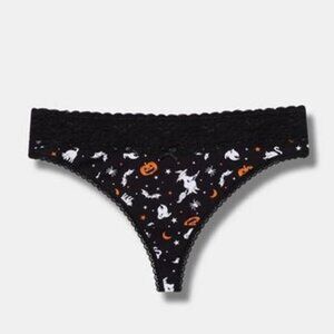 Torrid - Cotton Mid-Rise Thong Panty in Halloween Ride Away Black​​​